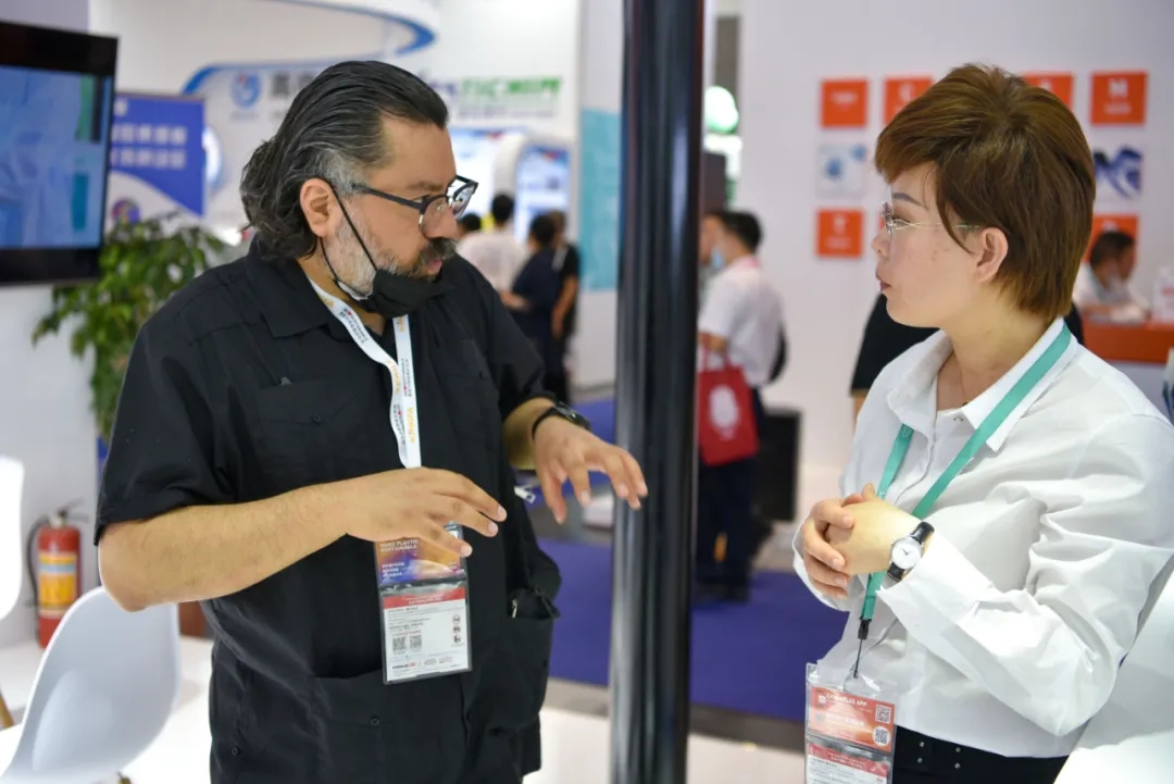 6077b2670253f.jpg 640.webp (4).jpg