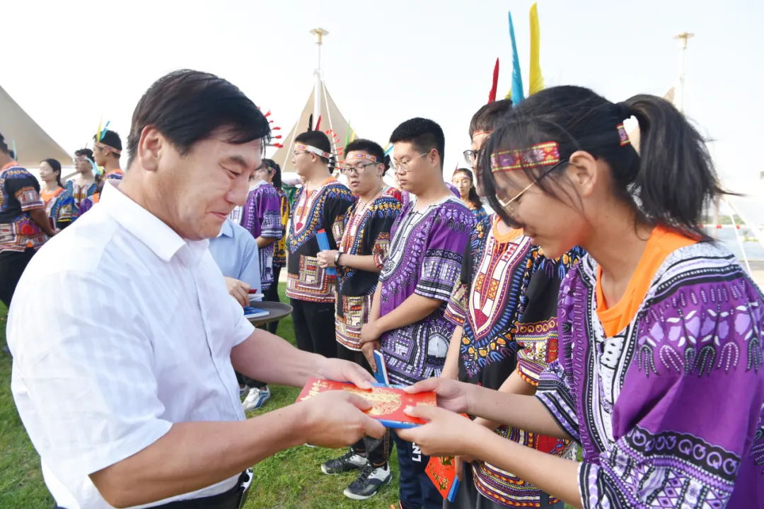 60933565bf941.jpg 5.jpg